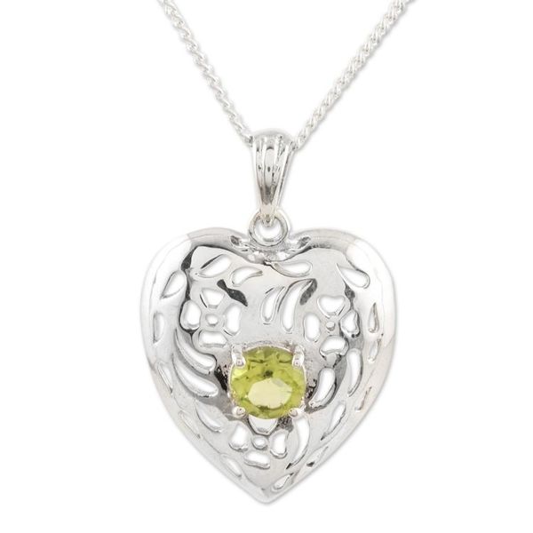 Alternate image for Jali Style Heart Pendant Necklace with Peridot Heart of India
