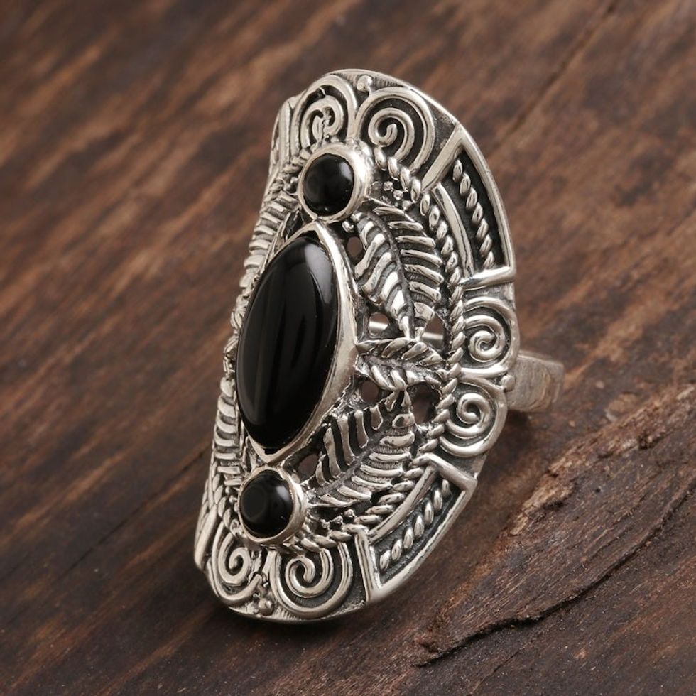 Leaf-Pattern Onyx Cocktail Ring from India 'Leaves of Midnight'