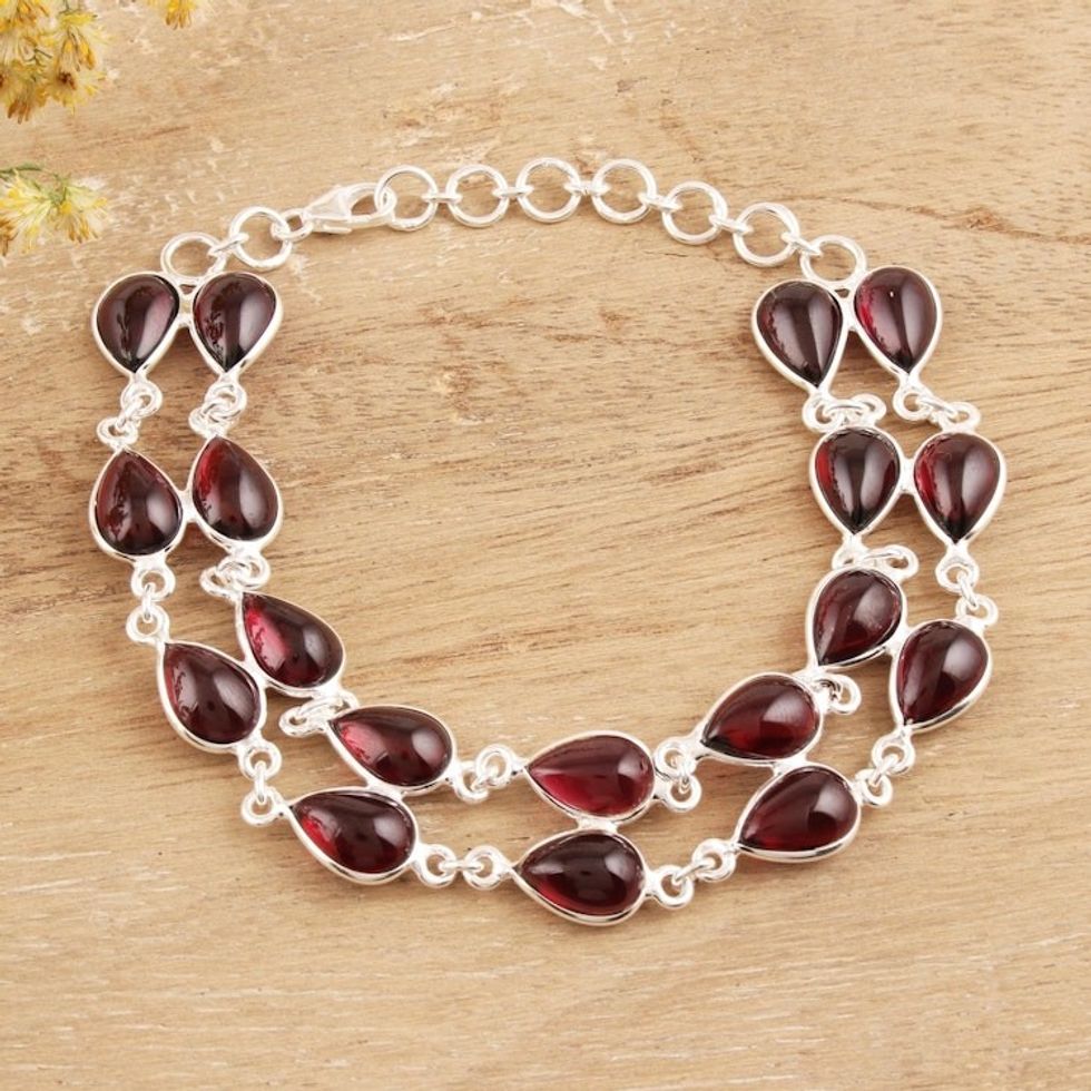 Drop-Shaped Garnet Link Bracelet from India 'Eternal Nature'
