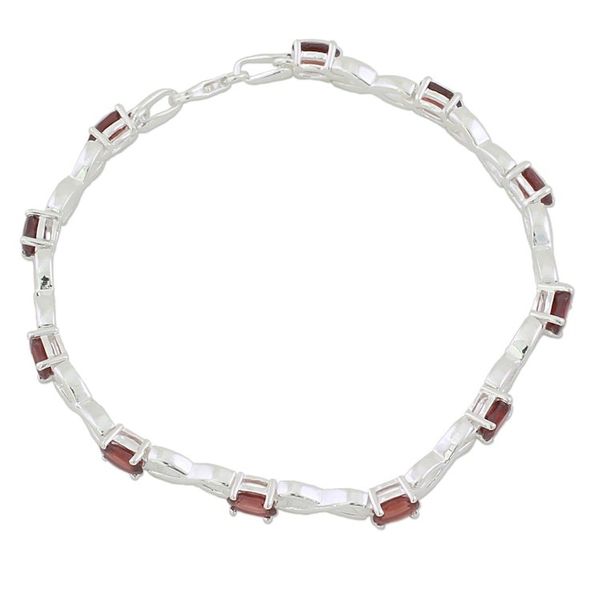 Alternate image for 5.5 Carat Garnet and 925 Silver Tennis Bracelet from India Beautiful Discretion