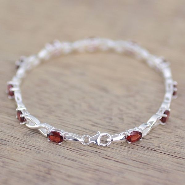 Alternate image for 5.5 Carat Garnet and 925 Silver Tennis Bracelet from India Beautiful Discretion