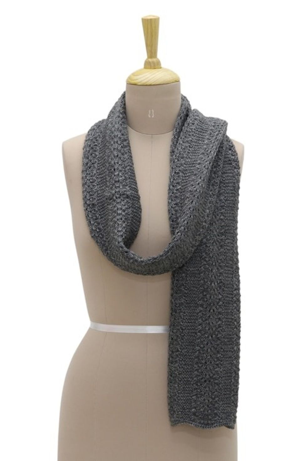 Unisex Hand Knit Himalayan Graphite Grey Wool Blend Scarf 'Himalayan Cascade in Graphite'
