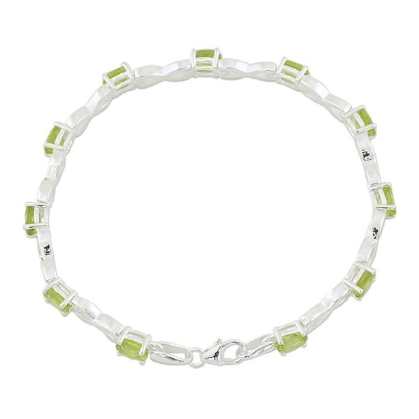 Alternate image for India 925 Silver Jewelry Peridot Tennis Bracelet 5.5 Cts Beautiful Discretion