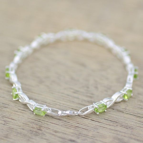 Alternate image for India 925 Silver Jewelry Peridot Tennis Bracelet 5.5 Cts Beautiful Discretion