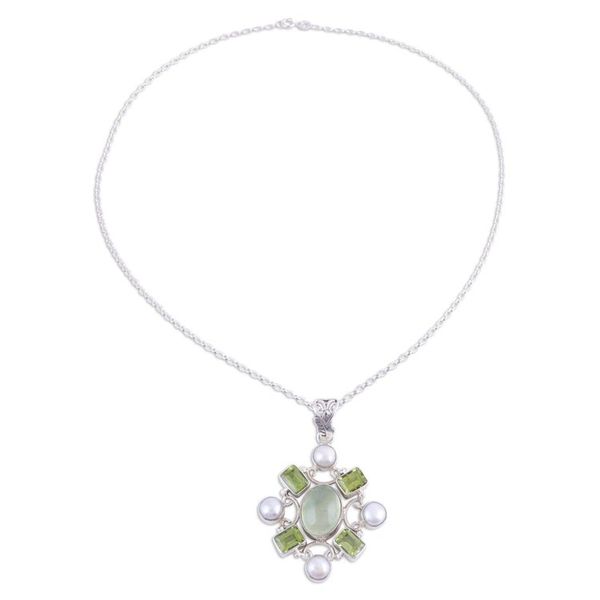 Alternate image for Peridot and Prehnite Pendant Necklace from India Alluring Style