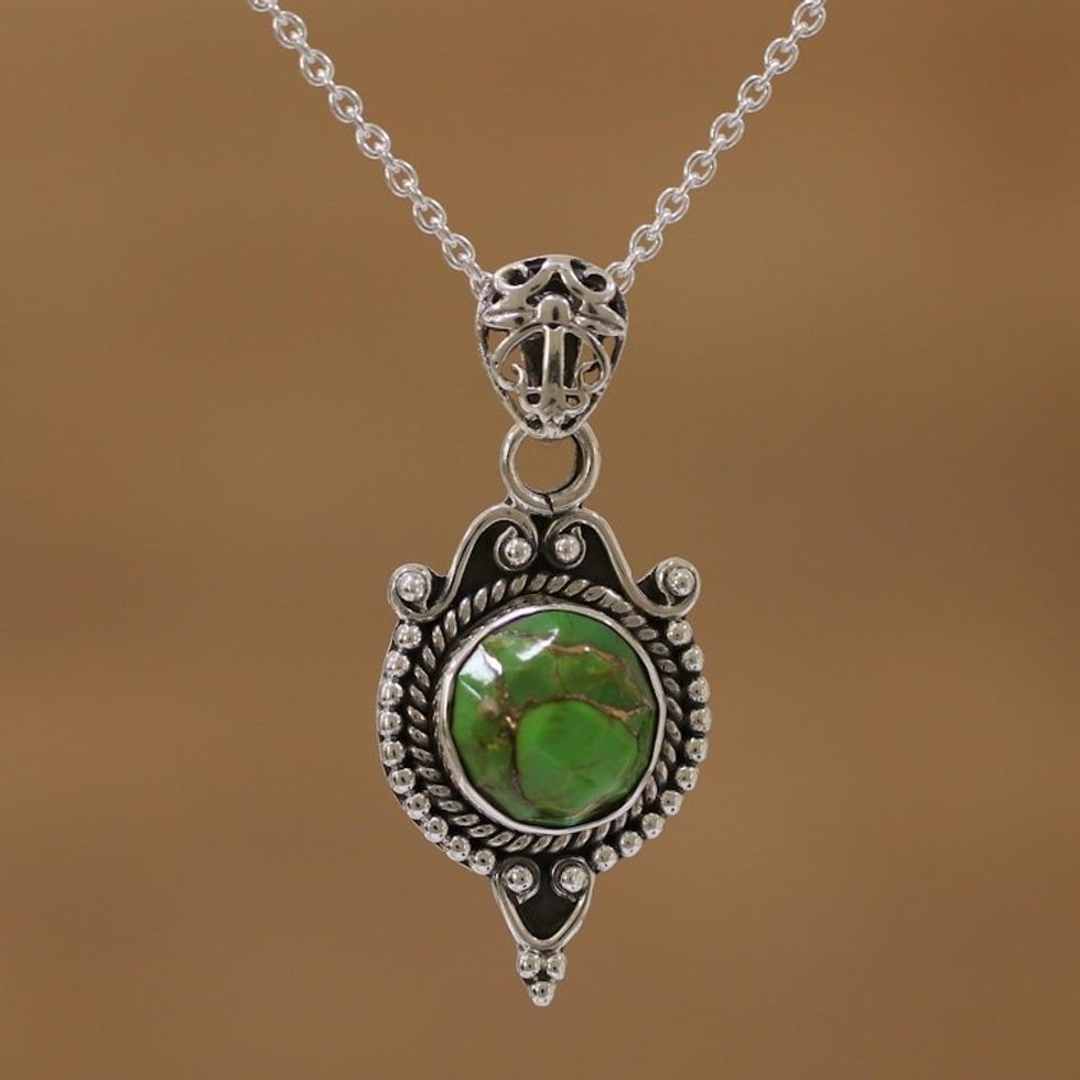 Indian Style Fancy Sterling Silver Pendant Necklace 'Grand Presence'