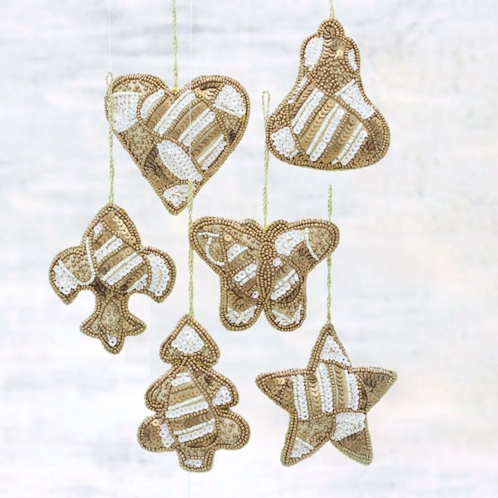 Set of Six Beaded Christmas Ornaments in Gold and White 'Christmas Party in Gold'