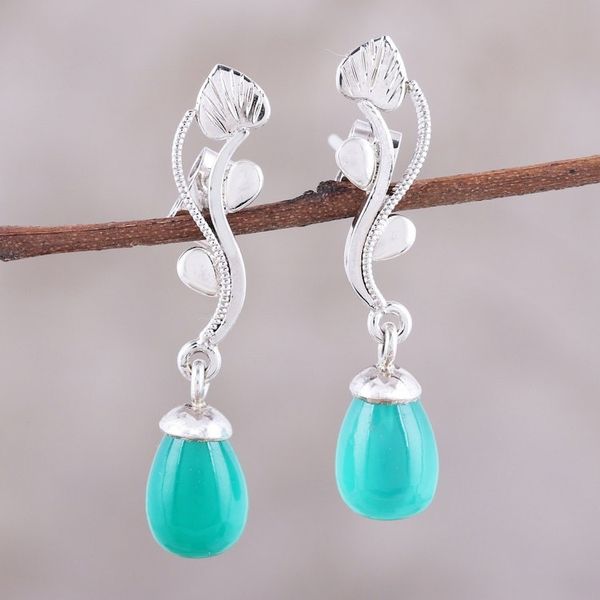 Alternate image for Green Onyx Rhodium-Plated Sterling Silver Dangle Earrings Dew on the Vine