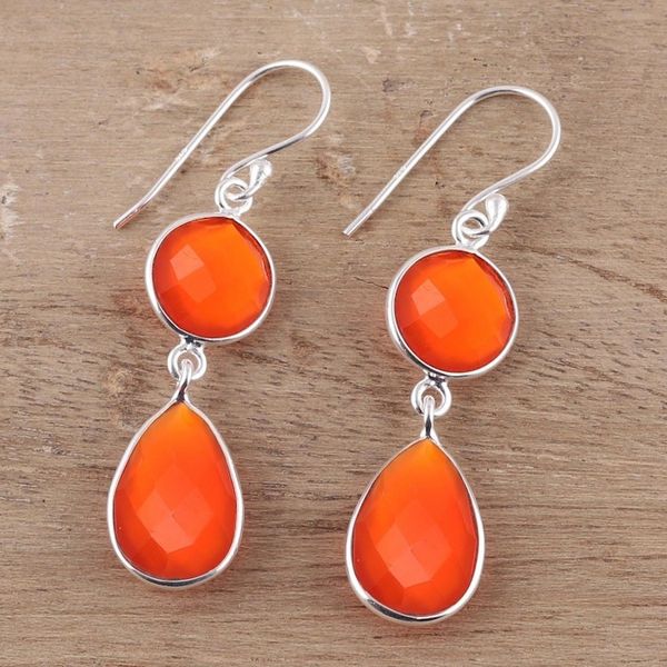 Alternate image for 13.5-Carat Carnelian Dangle Earrings from India Fiery Charm