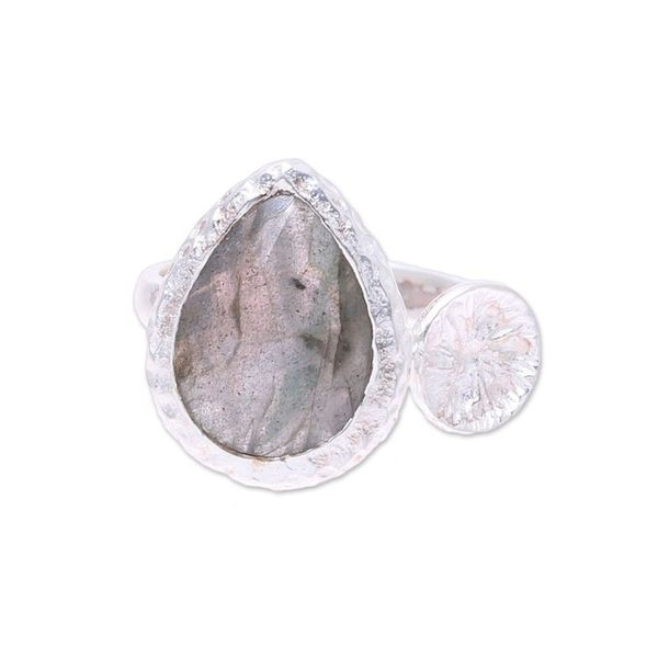 Alternate image for 3.5-Carat Labradorite Wrap Ring from India Aurora Desire
