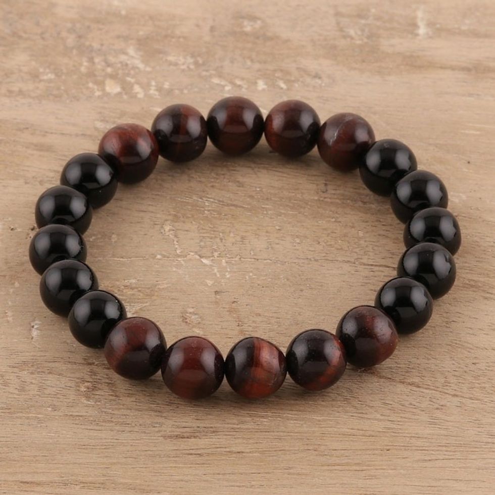 Artisan Crafted Tiger's Eye and Onyx Beaded Stretch Bracelet 'Evening Intrigue'