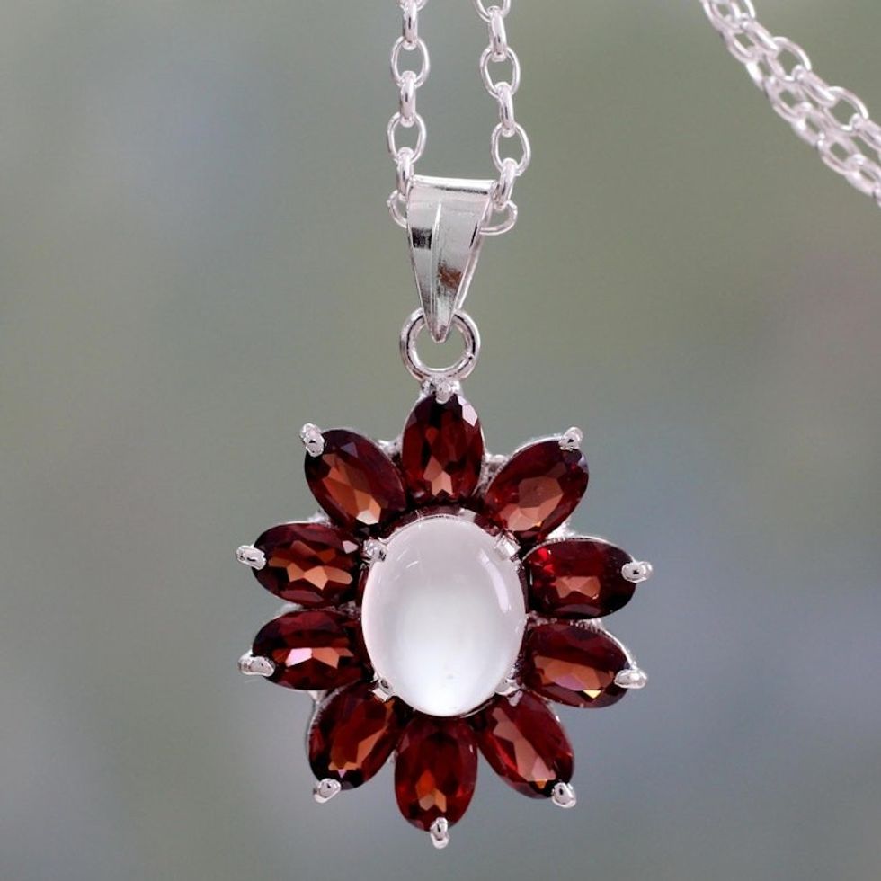 Moonstone and Garnet Pendant Necklace on Cable Chain 'Rajasthan Star'