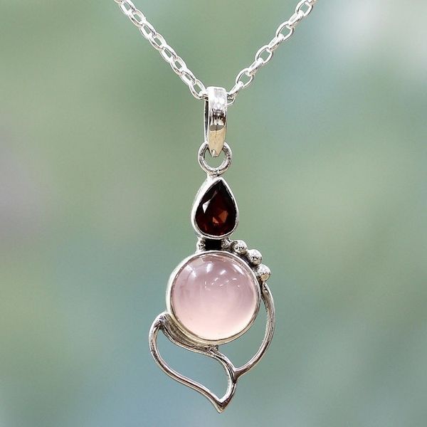 Alternate image for Garnet Chalcedony Sterling Silver Pendant Necklace India Pink Crest