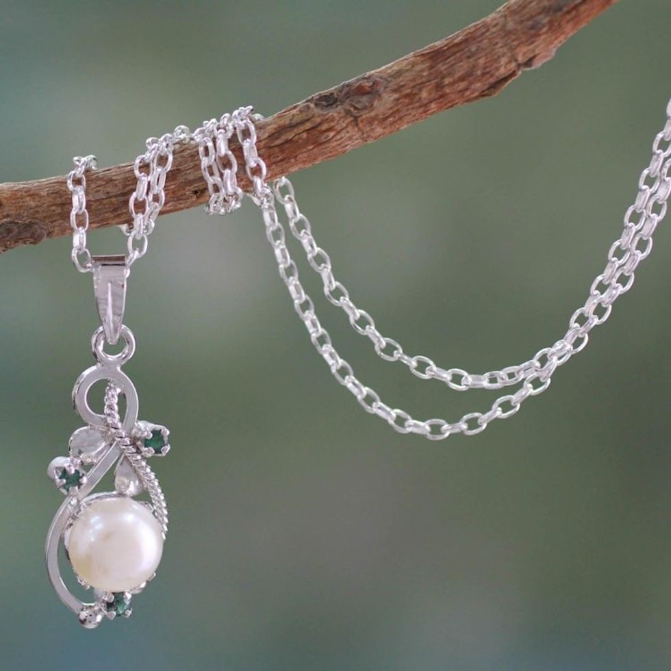 Fair Trade Pearl and Emerald Necklace 'Romantic Soul'