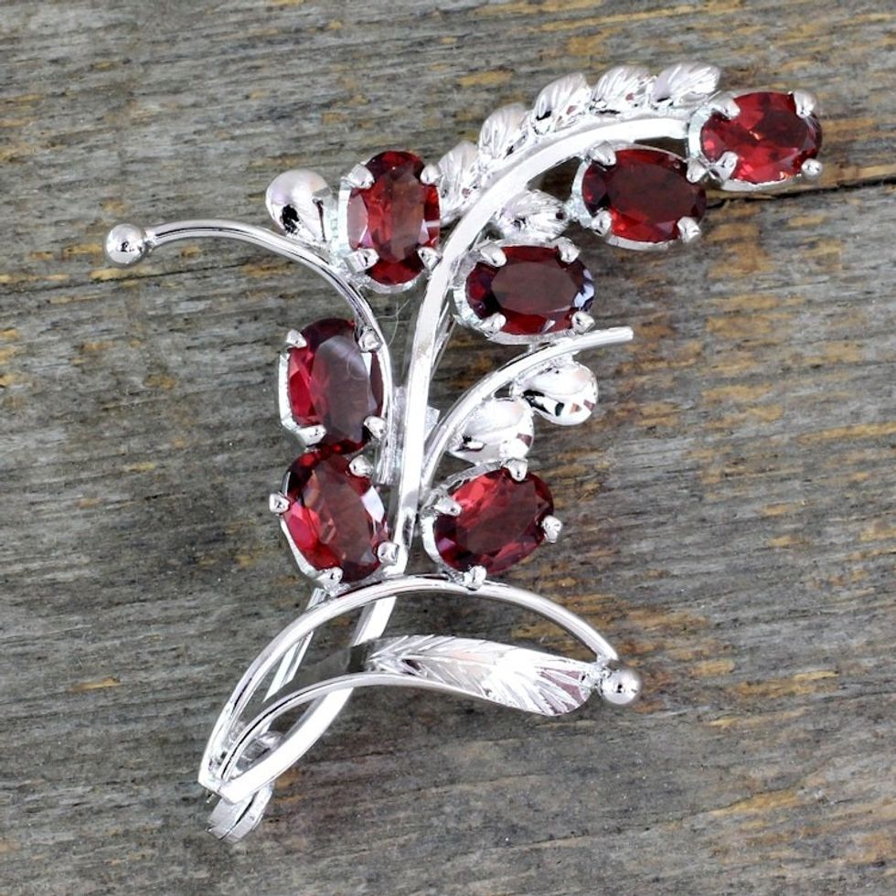 7 Carats Garnet and Sterling Silver Brooch Pin from India 'Spectacular'