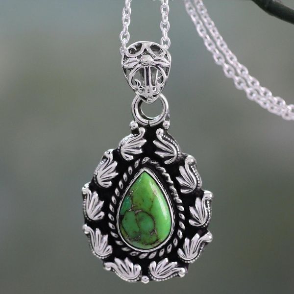 Alternate image for Leaf Motif Silver Pendant Necklace with Composite Turquoise Grand Garland
