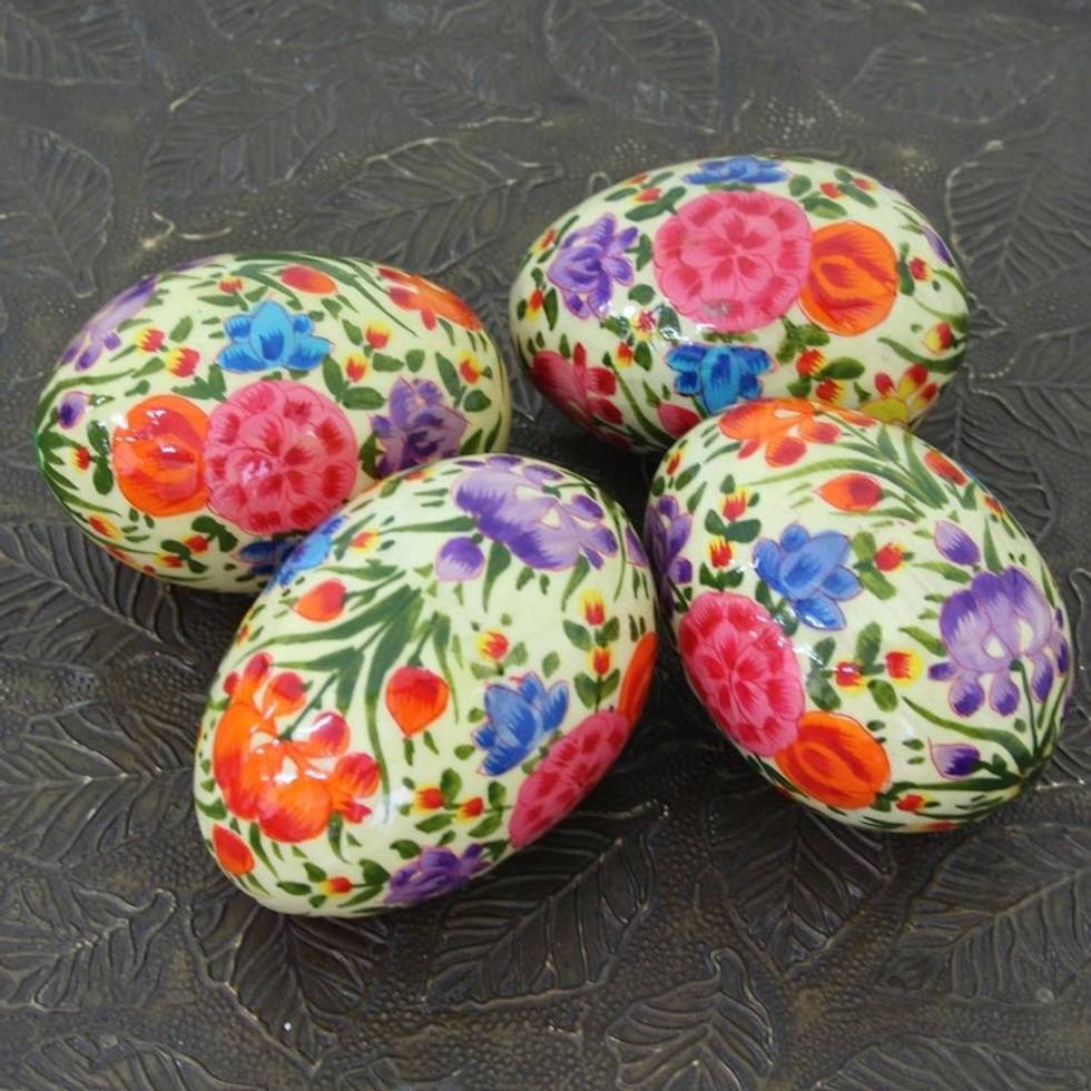 Hand Crafted Colorful Papier Mache Eggs Set of 4 'Floral Blast'