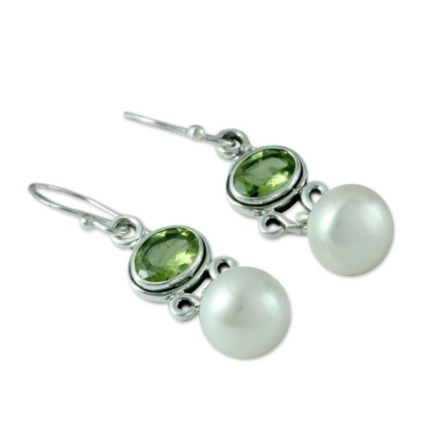 Alternate image for Sterling Silver Jewelry Pearl and Peridot Earrings Verdant Light