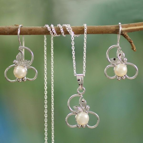 Alternate image for Hand Crafted Cultured Pearl Jewelry Set in Sterling Silver Pure Refinement