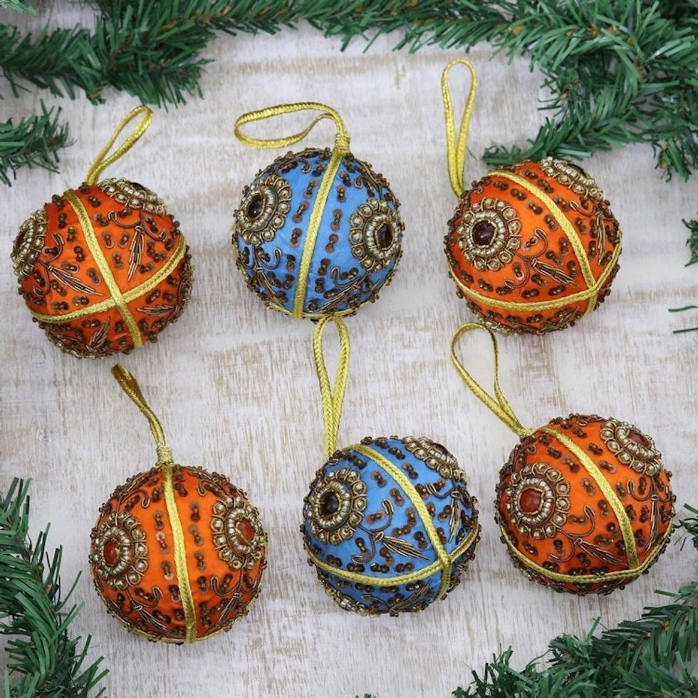 Beaded ornaments Set of 6 'Season's Joy'