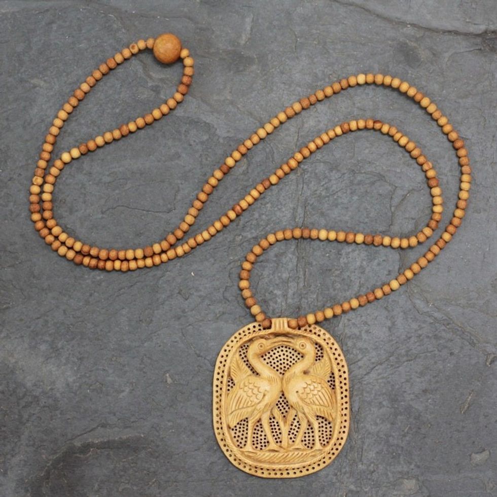 Wood pendant necklace 'Swan Kiss'