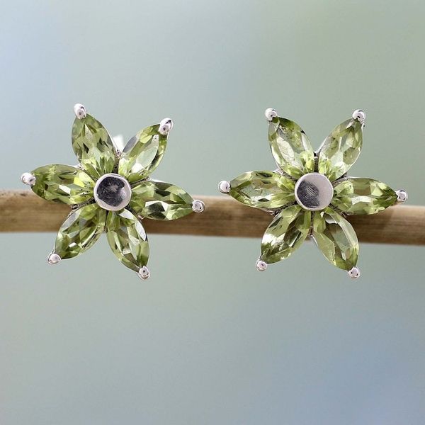 Alternate image for Womens Floral Sterling Silver Button Peridot Earrings Summer Blossom