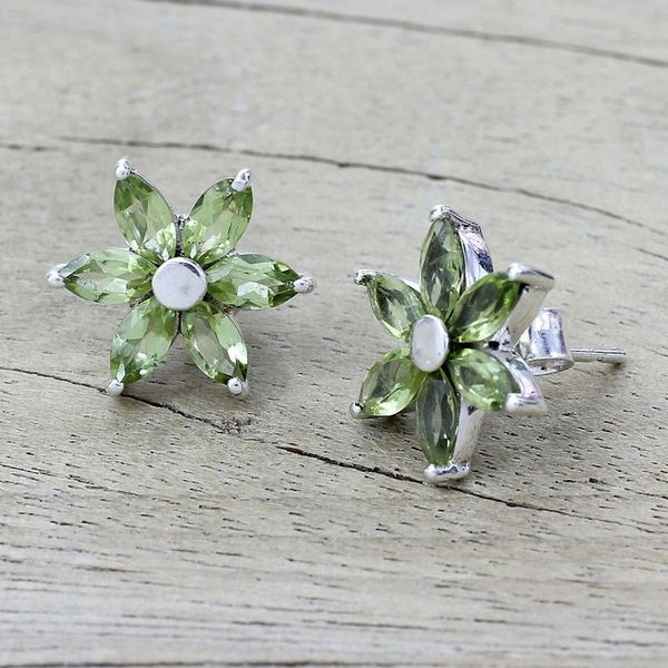Alternate image for Womens Floral Sterling Silver Button Peridot Earrings Summer Blossom