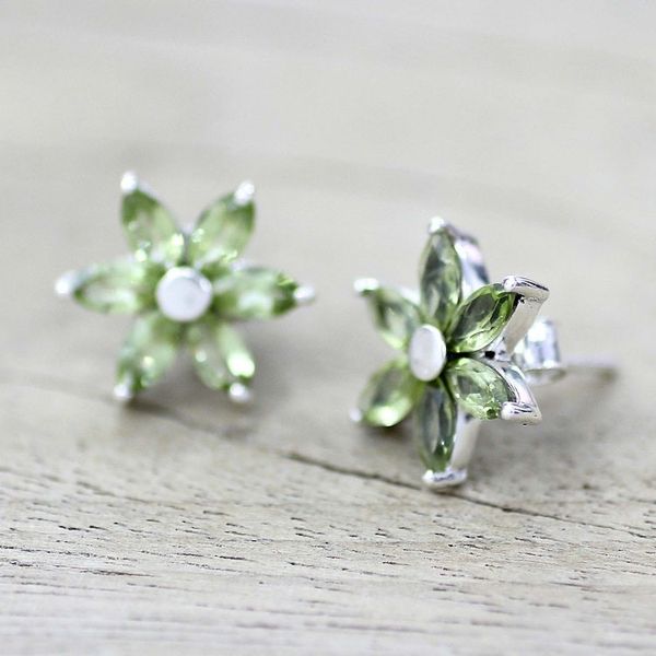 Alternate image for Womens Floral Sterling Silver Button Peridot Earrings Summer Blossom