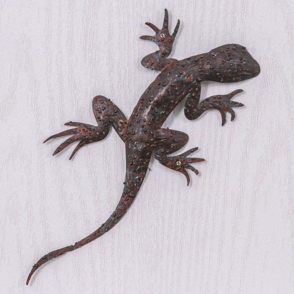 Handcrafted Salamander-Shaped Brown Iron Wall Art 'Sylvan Salamander'