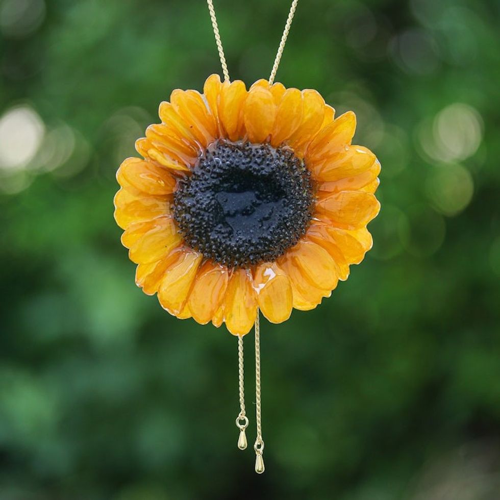 22k Gold-Plated Resin-Coated Sunflower Bloom Lariat Necklace 'Sunflower Era'