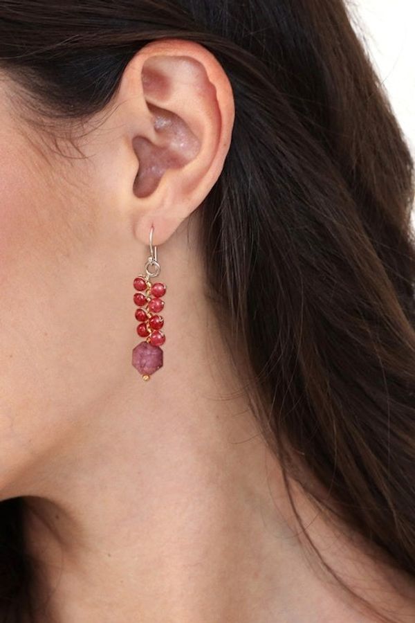 Alternate image for Handcrafted Cranberry-Inspired Glass Beaded Dangle Earrings Cranberries