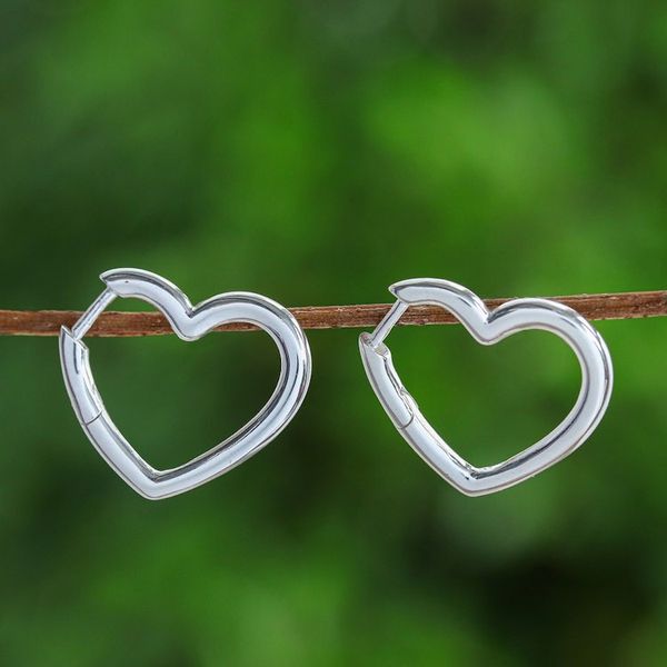 Alternate image for Romantic Heart-Shaped Hoop Earrings in a High Polish Finish Luminous Beats