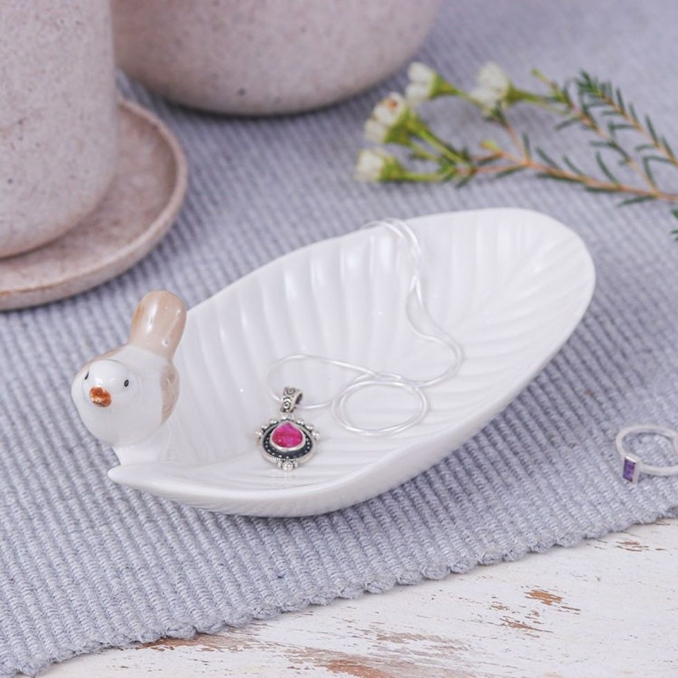 Handcrafted Bird-Themed Leaf-Shaped White Ceramic Catchall 'Chants of Peace'