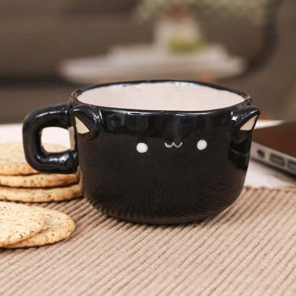 Thai Handmade Animal-Themed Ceramic Black Cat Demitasse 'Black Cat Demitasse'