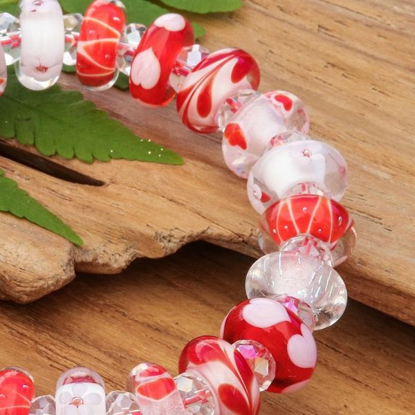 Alternate image for Heart-Themed Red Blown Glass Crystal Beaded Stretch Bracelet Passion Spell