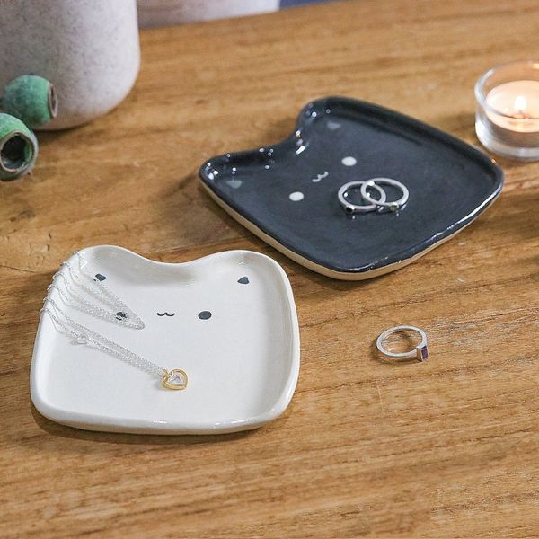 Alternate image for Set of 2 Cat-Shaped Black and White Ceramic Catchalls Black White Felines