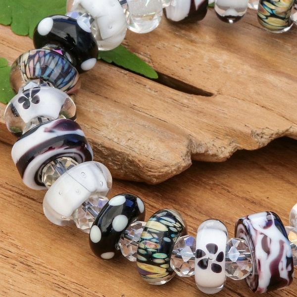 Alternate image for Black and White Blown Glass Crystal Beaded Stretch Bracelet Sublime Spell
