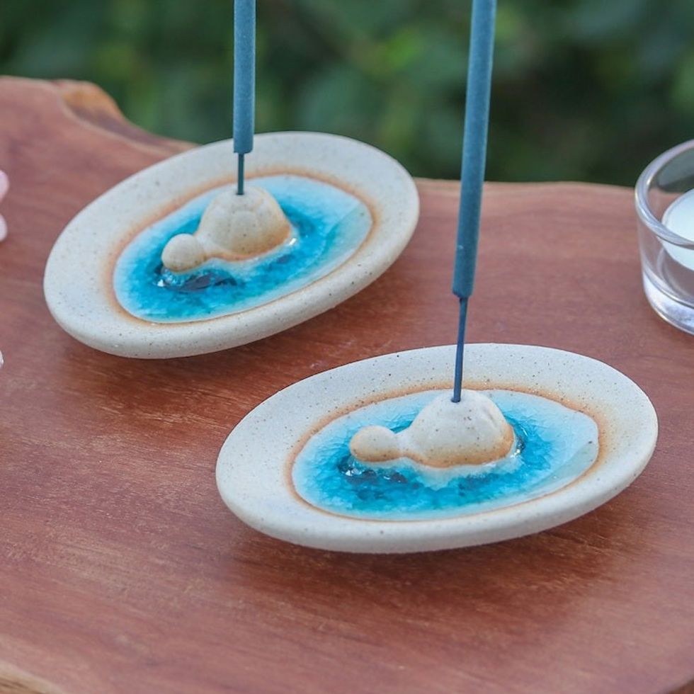 Handcrafted Turtle-Themed Ceramic Incense Holders Pair 'Turtle World'