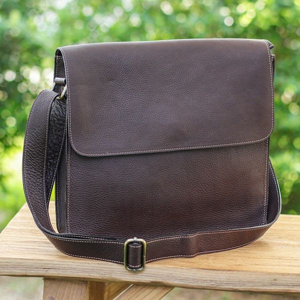 Alternate image for Handcrafted Adjustable 100 Chocolate Leather Shoulder Bag Metropolitan Chocolate