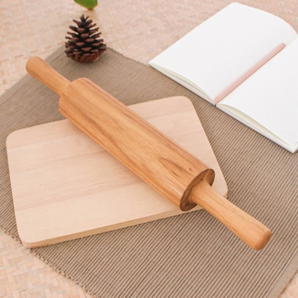 Hand-Carved Teakwood Rolling Pin with Natural Grain 'Cooking Ally'