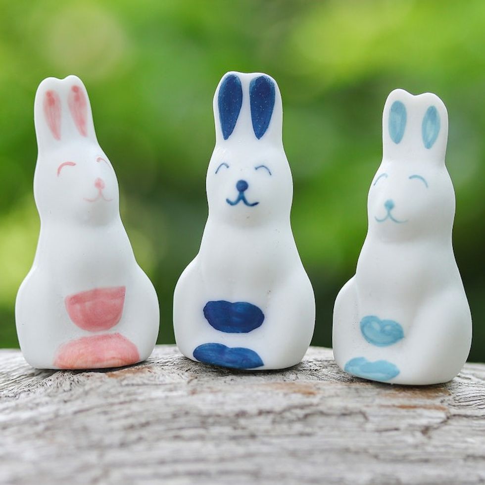 Set of 3 Ceramic Figurines of Pink and Blue Bunnies 'Sweet Reunion'