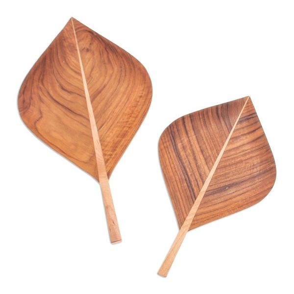 Alternate image for Set of 2 Leafy Natural Brown Teak Wood Appetizer Plates Leafy Ambrosia