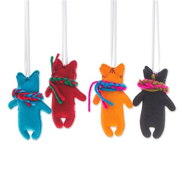 Alternate image for Set of 4 Handcrafted Fox Felt Ornaments in Diverse Hues Colors Foxes