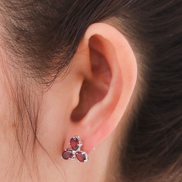 Alternate image for Clover-Themed Button Earrings with Three-Carat Garnet Gems Perseverance Clover