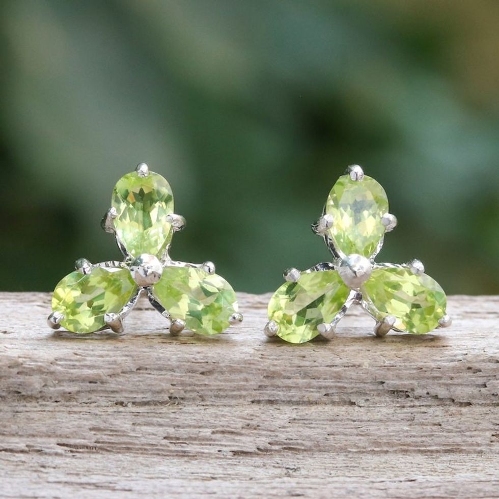 Clover-Themed Button Earrings with Three-Carat Peridot Gems 'Fortune Clover'
