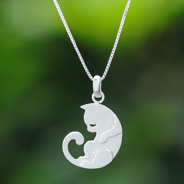 Alternate image for 925 Silver Cat Pendant Necklace with Brushed-Satin Finish Lazy Cat