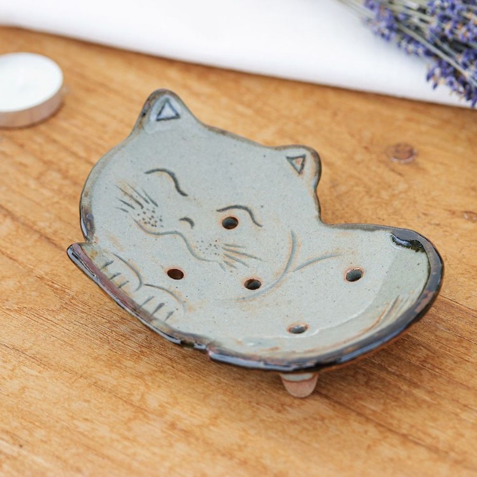 Feline-Shaped Glazed Ceramic Soap Dish Made in Thailand 'Happy Feline'