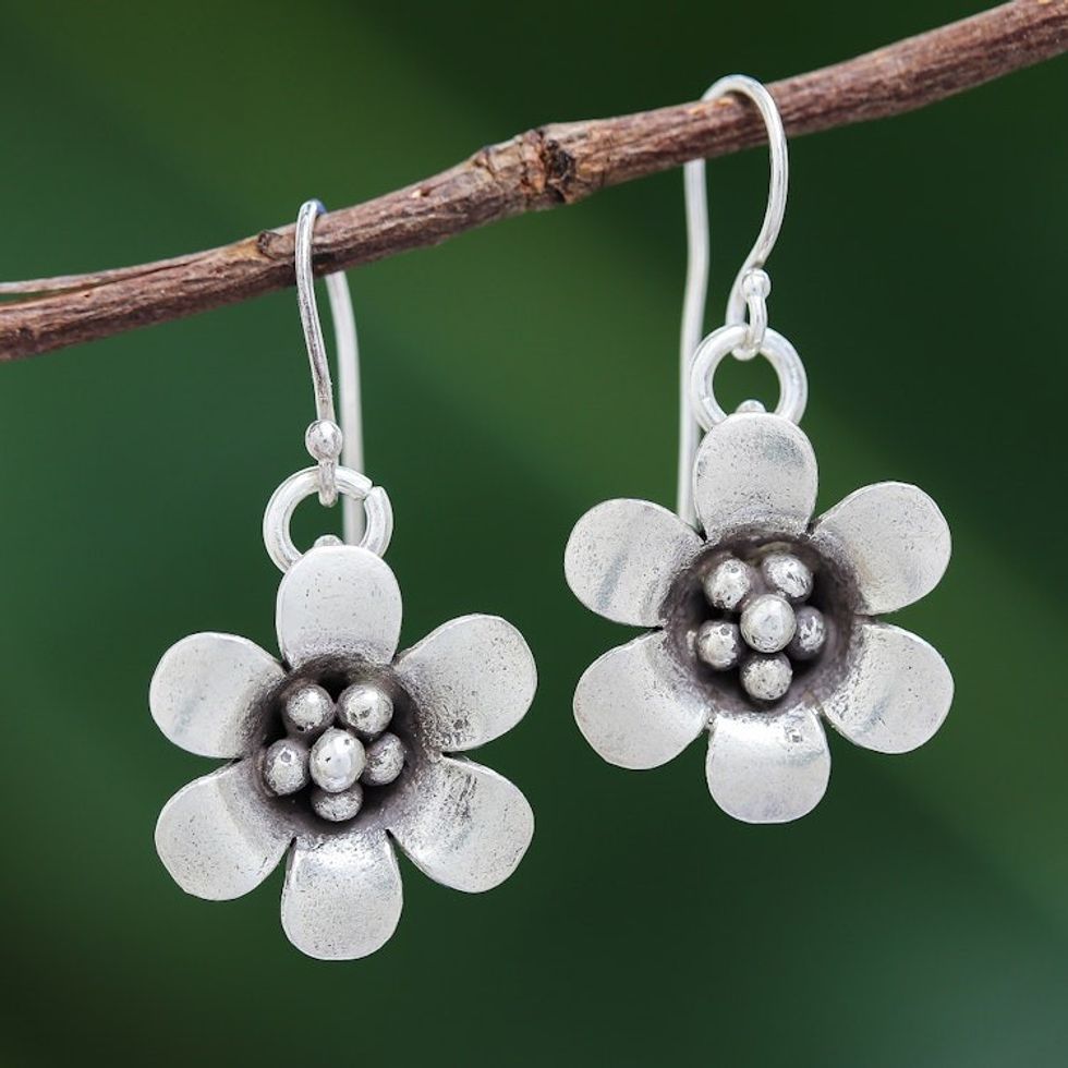 Karen Hill Tribe Silver Daisy Flower Dangle Earrings 'Delightful Daisy'