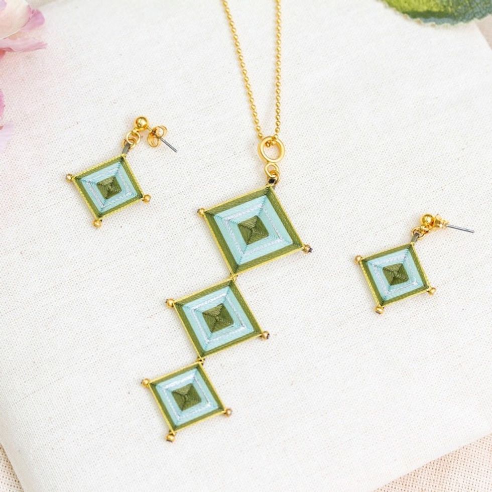 Gold-Plated Handloomed Mandala Necklace Earrings Jewelry Set 'Vibrant Diamonds'