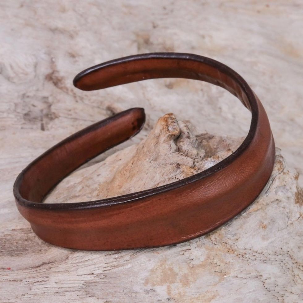 Handmade Leather Wristband Bracelet in Chestnut 'Wavy Embrace in Chestnut'